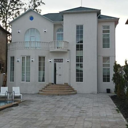 Villa Riverside ガバラ 部屋 写真